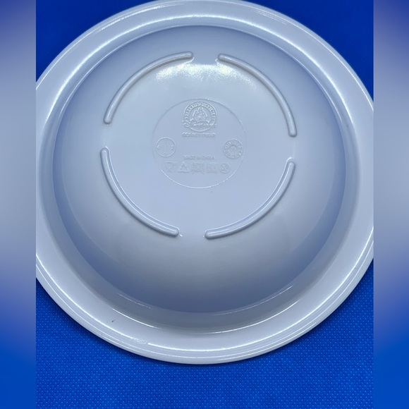 Two Walt Disney World Bowls - Picture 5 of 6